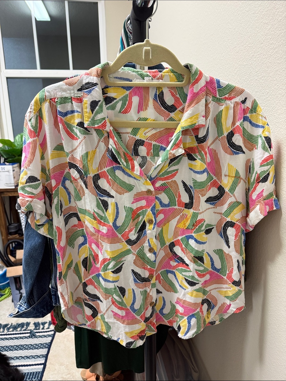 Jane and Delancey Multicolor Short-Sleeve Button Front Shirt